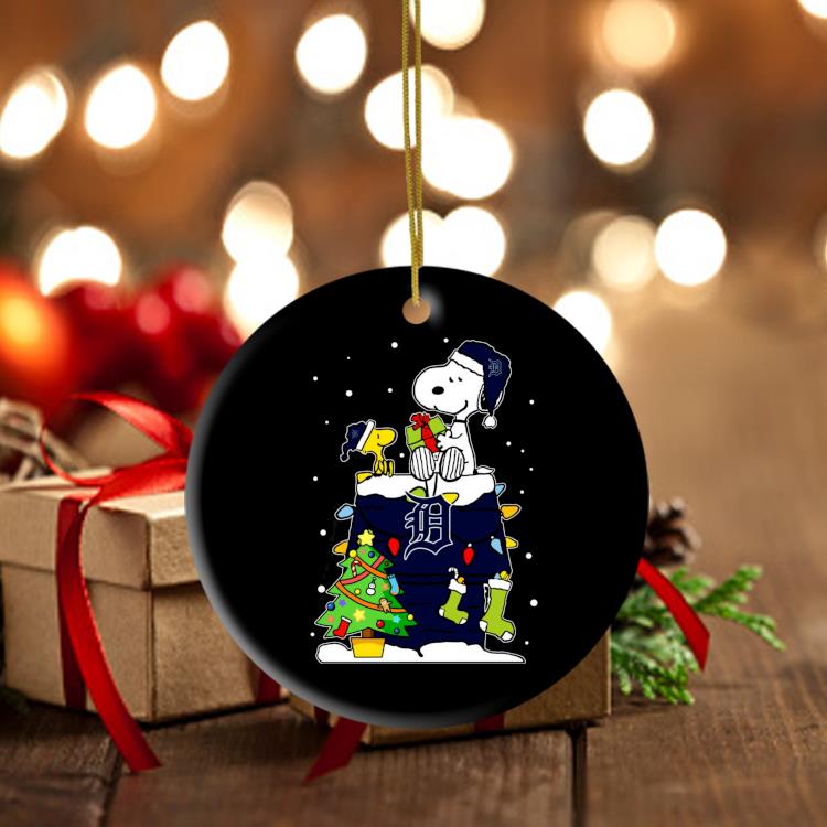 Snoopy And Woodstock Detroit Tigers Merry Christmas Ornament